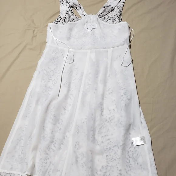 Jessica Simpson flowy summer dress - Picture 8 of 8